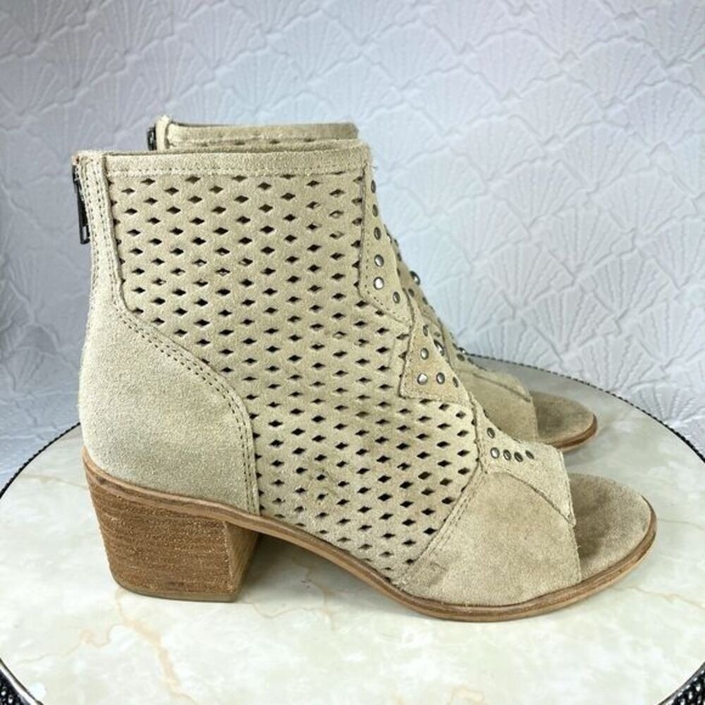 Matisse Brooklyn Peep Toe Ankle Bootie Women 7.5 Tan Studded Suede Boho Comfort - Picture 7 of 13